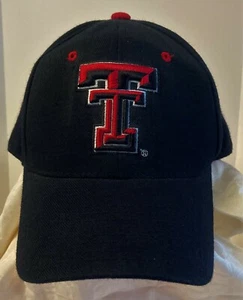 Zephyr Texas Tech Men Sz 7 1/8 Ball Cap Red Black Double T Embroidered - Picture 1 of 9