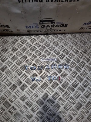 Volkswagen Touareg Mk2 2011-2014 Letters - Image 1 of 4