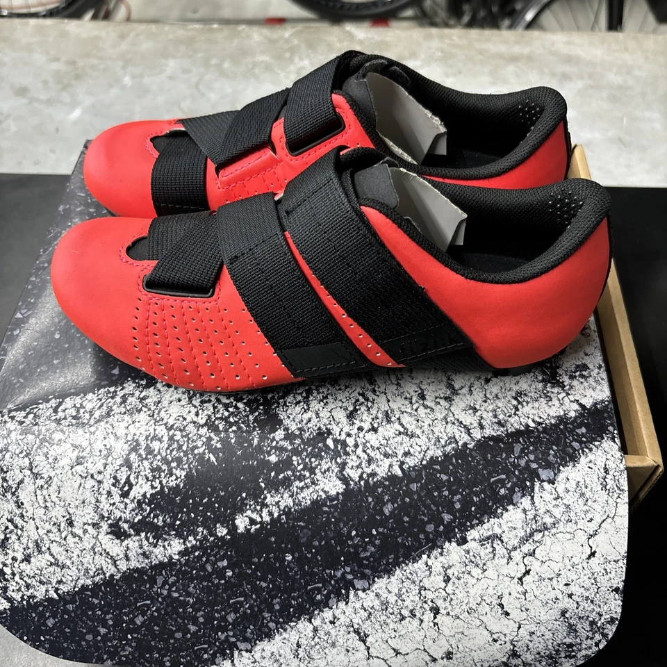 Zapatos de ciclismo de carretera Fizik Tempo Powerstrap R5, talla: EU 37, coral/negro Foto 1 de 4