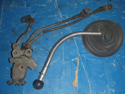 64 65 66 67 CHEVELLE SS 1964 1965 1966 1967 IMPALA MUNCIE 4 SPEED SHIFTER OLDS - Image 1 of 4