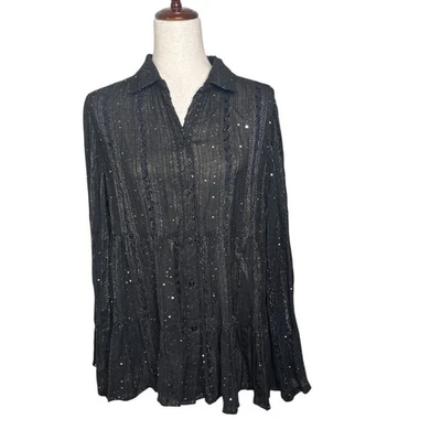 Blusa Linda Anderson Lentejuelas Gauzy Top Negra Con Botones en Niveles Mediana Foto 1 de 4