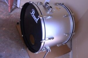 WANNA GO DOUBLE? PEARL EXPORT SERIES 22" SILVER BASS DRUM for YOUR SET! R210