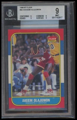 Fleer #82 Hakeem Olajuwon RC 1986-87 (BGS 9) Foto 1 de 2