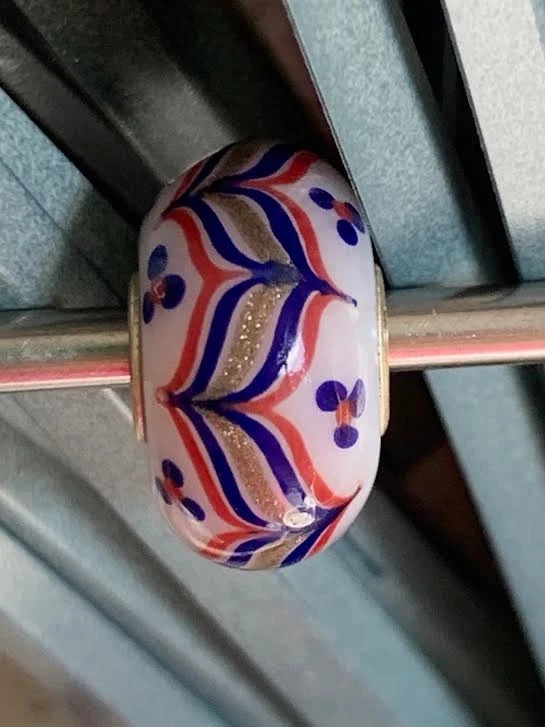 Auténtico Trollbeads Brillo Rojo y Azul Curry Foto 1 de 1