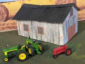 # 569 HO SCALE BARN - Picture 1 of 8