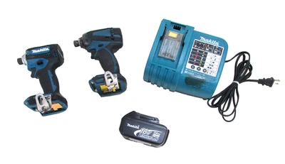 JUEGO DE ATORNILLADORES DE IMPACTO MAKITA 18V, XDT16 y LXDT04 con CARGADOR Y BATERÍA 3.0Ah Foto 1 de 4