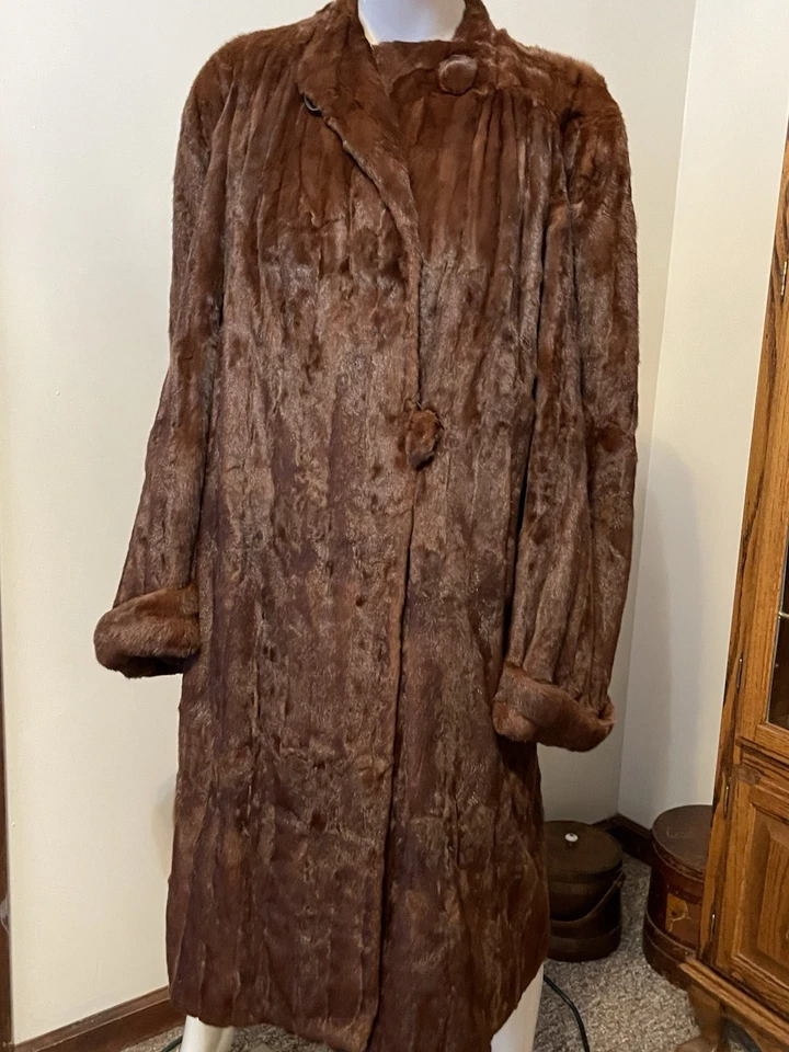 Precioso abrigo visón The Hudson Bay Company rojo marrón vintage para dama Lg Foto 1 de 4