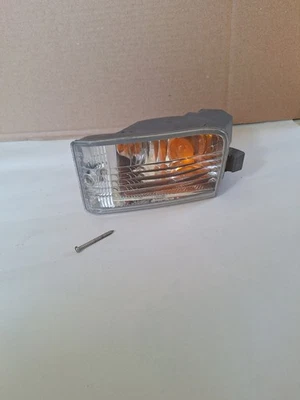 2001-2003 Toyota RAV4 Corner Park Light Fog Driving Bumper Driver Side Original  - Image 1 of 4
