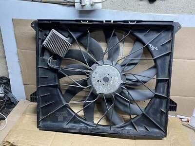 2008-2012 MERCEDES BENZ GL450 /ML550 2008-2011 RADIATOR COOLING FAN - Image 1 of 4