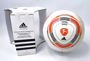 adidas Fußball Torfabrik Saison 2010 / 2011 Bundesliga Official Matchball V00575 - Bild 1 von 11