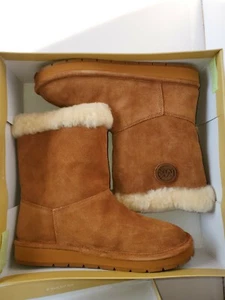 Michael Kors Damen-Winterstiefel (beige) Wildleder halbhoch Größe 8M neu im Karton - Bild 1 von 4