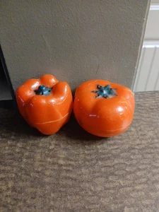 Vintage Retro Plastic Red Pepper & Tomatoe Salt and Pepper Shakers - Picture 1 of 6