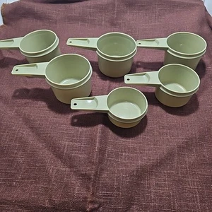 Vintage TUPPERWARE Ersatz Avocado Messbecher ~ Größenwahl - Bild 1 von 6