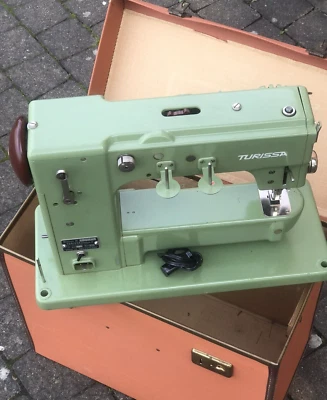 vintage ancienne MACHINE à COUDRE suisse TURISSA swiss ULTRAMATIC VERTE dietikon - Photo 1/4