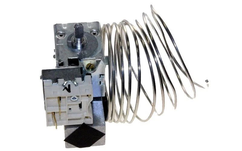 THERMOSTAT pour REFRIGERATEUR DOMETIC - 385022301 - Photo 1/1