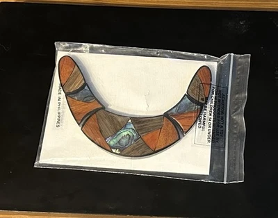 Juego de 5 cuentas focales con incrustaciones de abulón Paua y Bayong de madera luna creciente, colgante  Foto 1 de 4