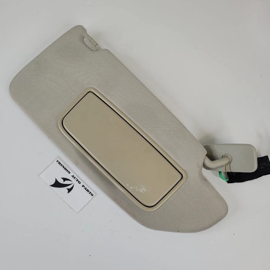 2003-2006 Volvo XC90 Sun Visor RH Passenger Side w/Light Mirror Beige OEM - Image 1 of 4
