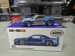 CHASE Mini GT Kaido House 1:64 Nissan GT-R (R34) V2 Aero SHINJUKU V2 KHMG158 - Picture 1 of 2
