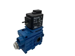 5791500220 REXROTH Pneumatic Directional Valve V579-3/2NC-DA06-024DC-04-RV2 - Picture 1 of 4