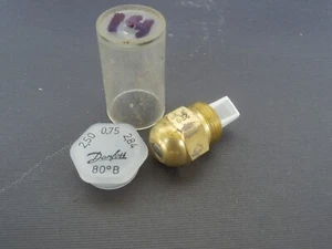 Danfoss Oil Burner Nozzle - 0.75 gallons / hour, 80 degree - 14 - Imagen 1 de 1