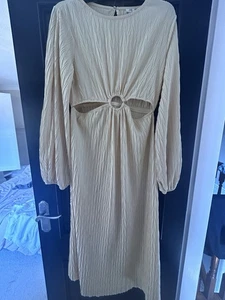River Island Woman’s Beige Cut Out Summer Holiday Maxi Dress Size 14 - Picture 1 of 4