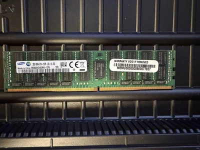 Samsung M386A4G40DM0-CPB 32GB 4DRx4 PC4-2133 LRDIMM DDR4-17000 ECC Memory RAM - Image 1 of 2