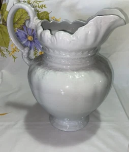 Antique 'Alfred Meakin - England' Embossed White Pitcher Jug - 1914+ - VGC - Picture 1 of 7