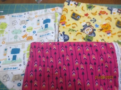 32 Yardas Novedad Franela Minky Gamuza Como Tela Niños Animales Corazones Lunares  Foto 1 de 4