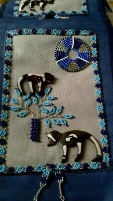 Suporte exclusivo de papel higiênico de lona com miçangas. Suporta 2. Cães selvagens na África Bushveld  - Imagem 1 de 4