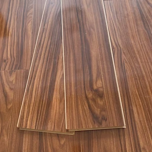 8mm Bourbon High Gloss Laminate Flooring - A5 SAMPLE - Picture 1 of 17
