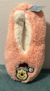 Disney Winnie The Pooh, Holiday Women's Slipper Socks, 1-Pack, One Size 7-9 1/2 - Picture 1 of 4