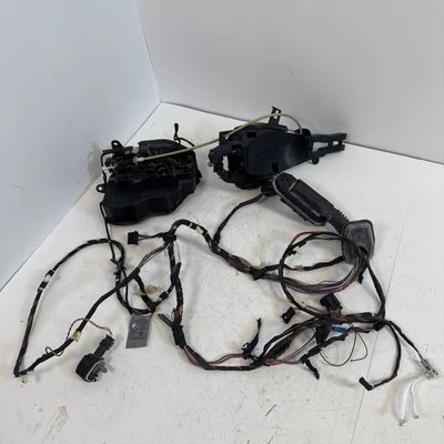 11-17 BMW X3, X4 Series F26 Front Right Side Door Lock &Cable Wiring 7318424 Foto 1 de 4