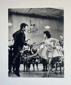 George Chakiris Authentic Hand Signed 8x10 Photo Actor West Side Story - Picture 1 of 2