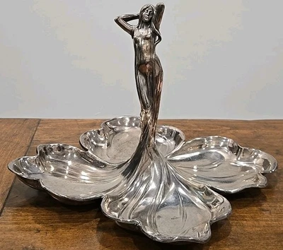 ALBERT MAYER WMF  1906 ART NOUVEAU SWEET DISH TRAY 169/4 - Image 1 of 4