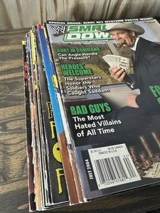 WWE Smackdown Magazine - Lotto di 16 numeri - 2004-2006 - Foto 1 di 17