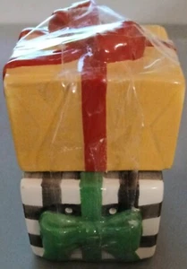 Hallmark Salz & Pfefferstreuer Geschenkbox Design.  Neu ohne Etikett - Bild 1 von 4