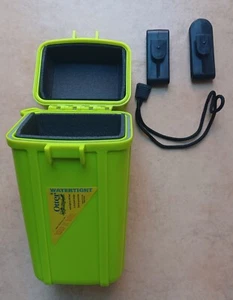 Vintage New OtterBox 9000 Green - Picture 1 of 6