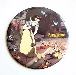 Vtg. Disney Snow White and The Seven Dwarfs Jumbo 6"D Button Sweeping - Picture 1 of 2