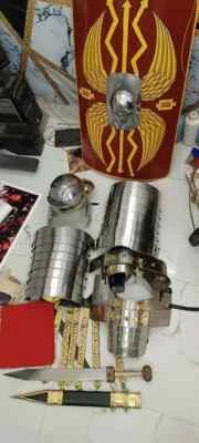 Armadura Romana Lorica Segmentata Cingulum Cinturón Centurión Casco Con Escudo Disfraz Foto 1 de 4