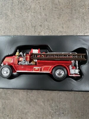 Matchbox Modelle YFE01- 1920 Mack Fire Engine, Serie 1, Maßstab 1:60 /110mm ,OVP - Bild 1 von 4