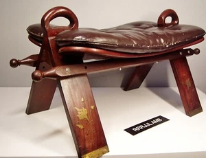 Vtg Wood CAMEL SADDLE STOOL W/ Leather Seat Pad and Brass Inlay MCM Egyptian? - Picture 1 of 15