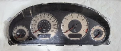 Cuadro de instrumentos Chrysler Town and Country 2001-06 P04685742AE TN257410-6304 Foto 1 de 4