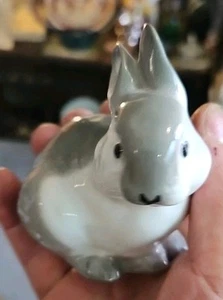 Grey hare, sculptor Lev Smorgon, LZFI Soviet Porcelain Figurine EXCELLENT - Picture 1 of 7