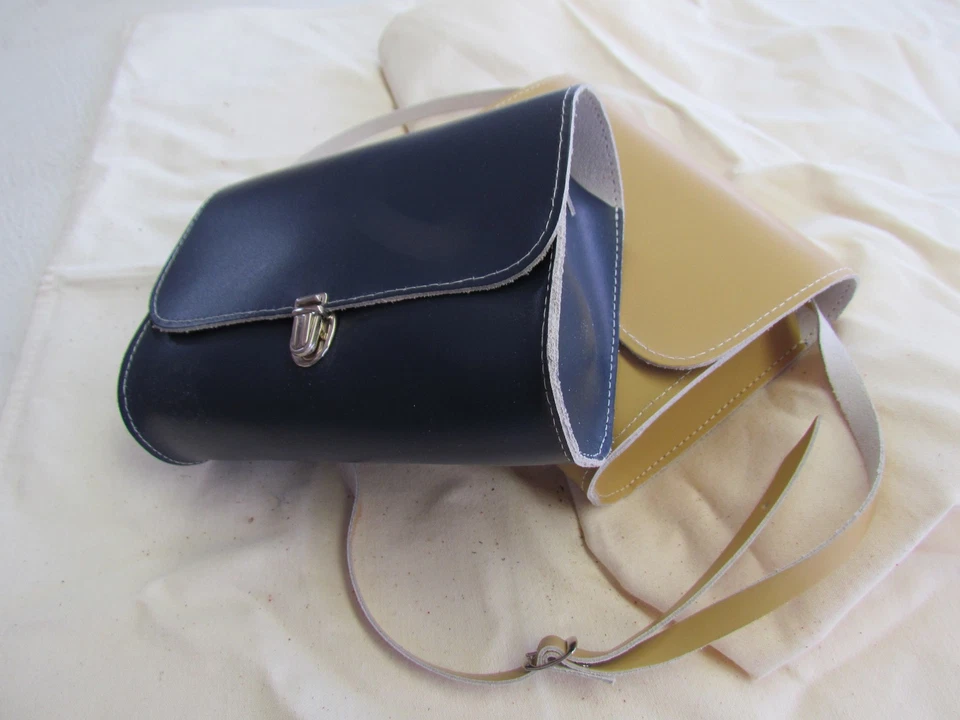 Kindergartentasche aus echtem Leder. Farbe Blau. - Bild 1 von 1