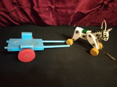 Ancien Cheval à Tirer en Bois + Remorque - Photo 1/4