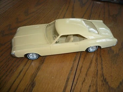 1968 Buick RIVIERA HARDTOP DEALER PROMO CAR - Cream - Image 1 of 4