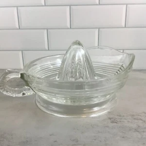 Vintage Citrus Juicer Heavy Glass Reamer Squeezer Handle Spout Orange Lemon Lime - Picture 1 of 8