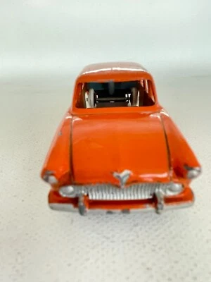 24Z DINKY TOYS FRANCE  SIMCA VERSAILLES  Orange Couleur Pas D’origine 1956 - Photo 1/4