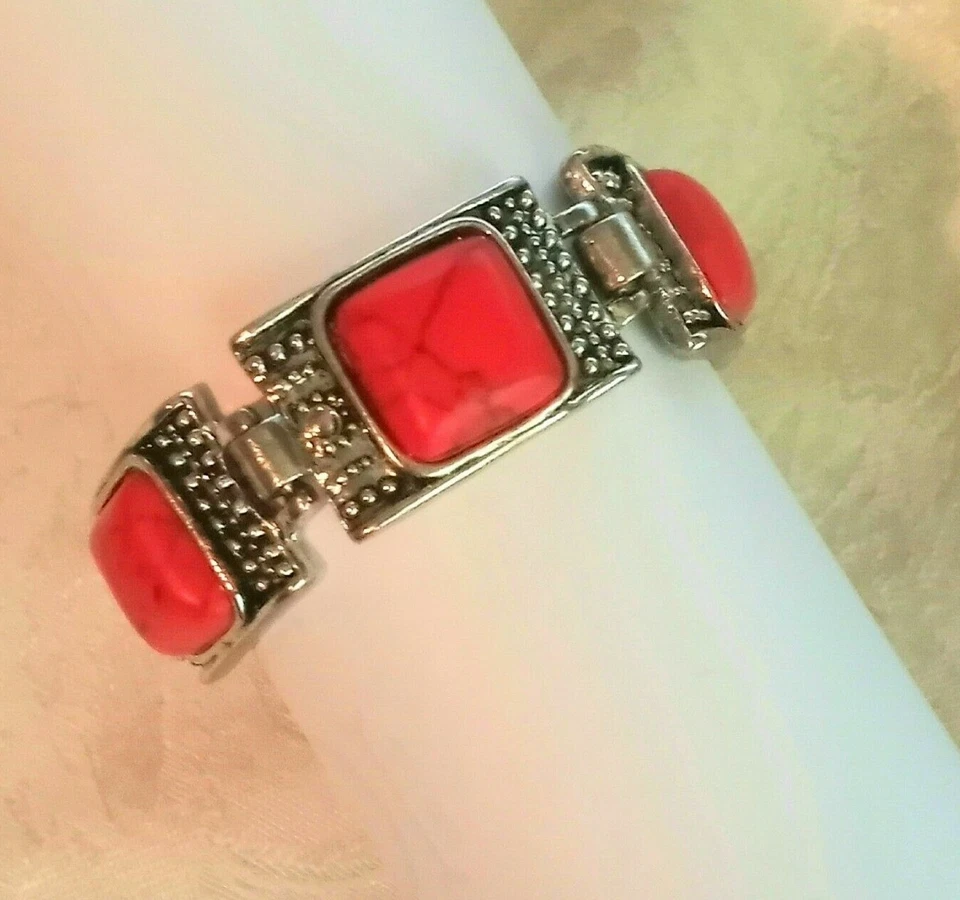 Pulsera de moda inspirada vintage con aspecto de diseñador rojo turquesa plateado 7,25 pulgadas Foto 1 de 4