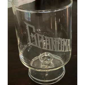 Vintage geätztes Glas Becher mit "Oma" Design 6" hoch Sammlerstück Barware - Bild 1 von 4